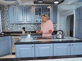 Gonzo Fucking In The Kitchen With Cheating Wifey Phoenix Marie